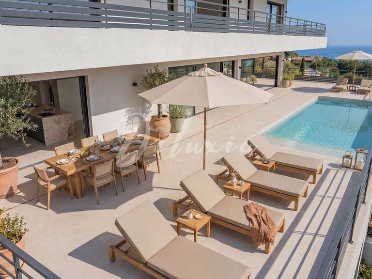 Villa avec Vue sur mer Roquebrune-sur-Argens - 7 chambres - 538m²
