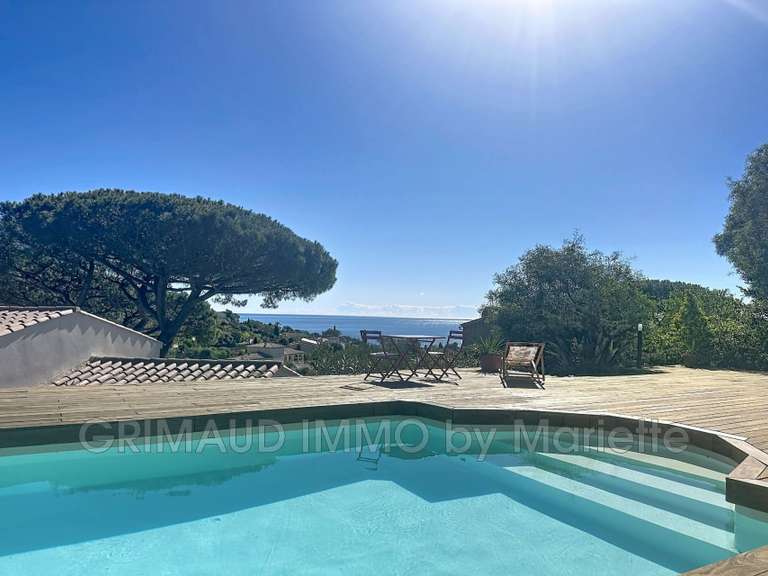 Villa avec Vue sur mer Roquebrune-sur-Argens - 4 chambres - 183m²