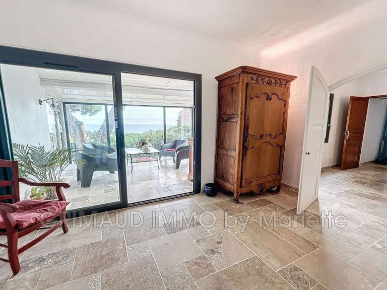 Villa avec Vue sur mer Roquebrune-sur-Argens - 4 chambres - 183m²