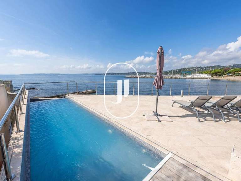 Villa avec Vue sur mer Roquebrune-sur-Argens - 4 chambres - 142m²