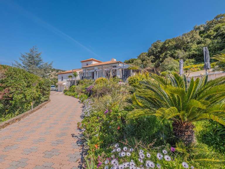 Villa avec Vue sur mer Roquebrune-sur-Argens - 4 chambres - 330m²