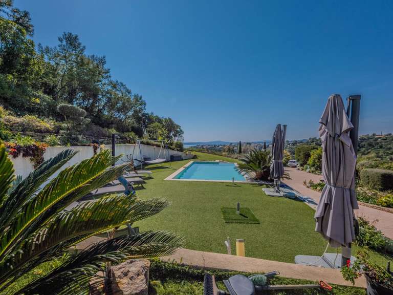 Villa avec Vue sur mer Roquebrune-sur-Argens - 4 chambres - 330m²