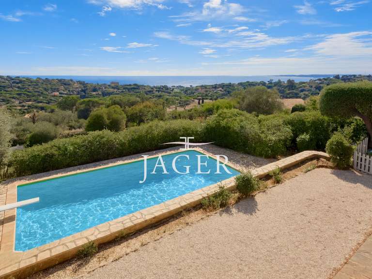 Villa with Sea view Roquebrune-sur-Argens - 6 bedrooms - 255m²