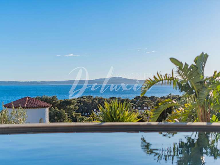 Villa avec Vue sur mer Roquebrune-sur-Argens - 5 chambres - 230m²