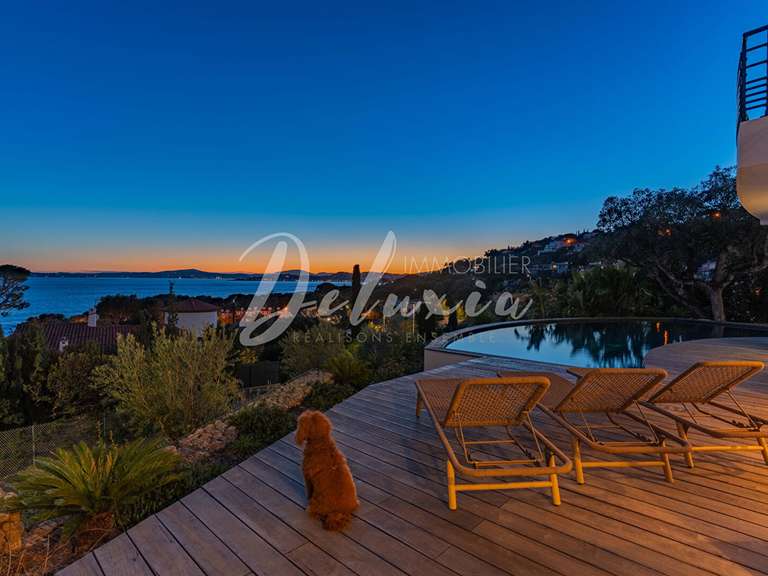 Villa avec Vue sur mer Roquebrune-sur-Argens - 5 chambres - 230m²