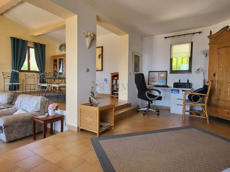 Villa avec Vue sur mer Roquebrune-sur-Argens - 4 chambres - 147m²