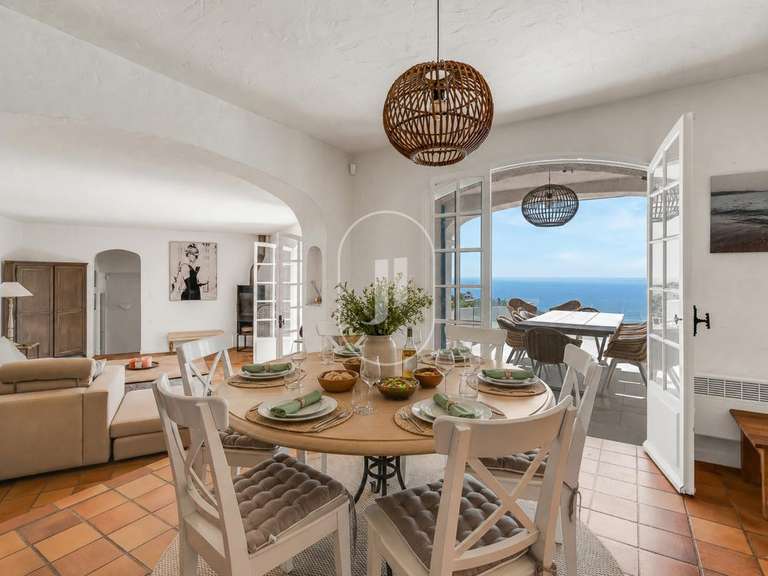 Villa avec Vue sur mer Roquebrune-sur-Argens - 5 chambres - 153m²
