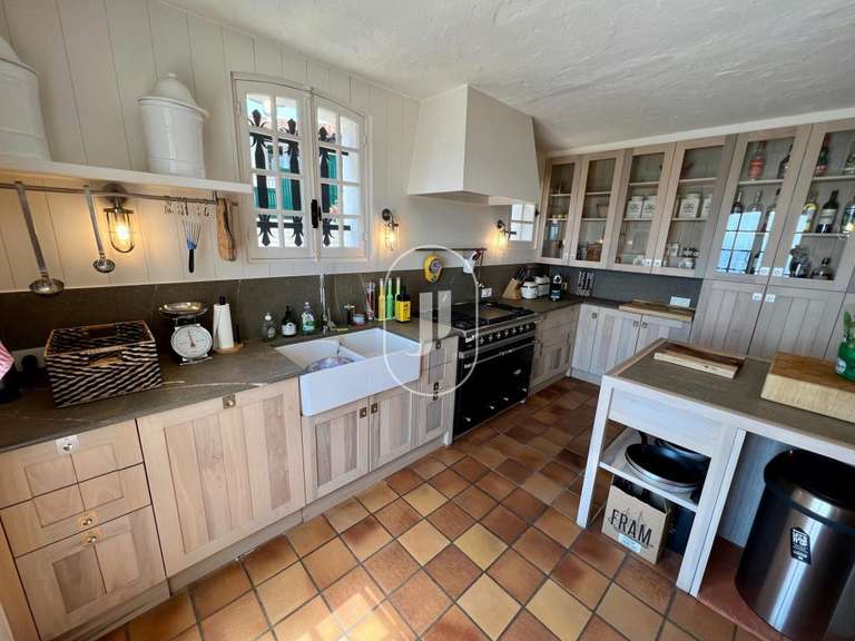 Villa avec Vue sur mer Roquebrune-sur-Argens - 5 chambres - 153m²