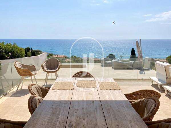 Villa avec Vue sur mer Roquebrune-sur-Argens - 5 chambres - 153m²