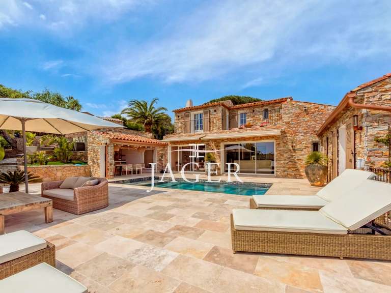 Villa avec Vue sur mer Roquebrune-sur-Argens - 5 chambres - 240m²
