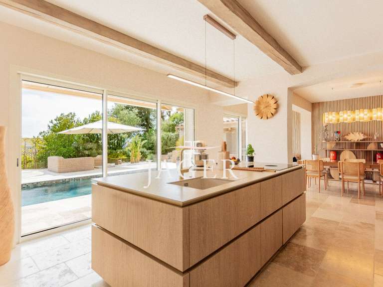 Villa avec Vue sur mer Roquebrune-sur-Argens - 5 chambres - 240m²