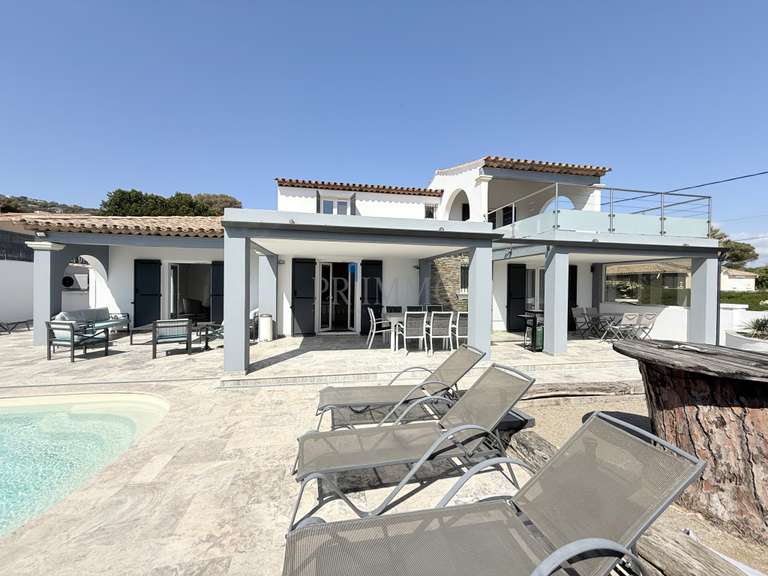 Villa avec Vue sur mer Roquebrune-sur-Argens - 4 chambres - 119m²