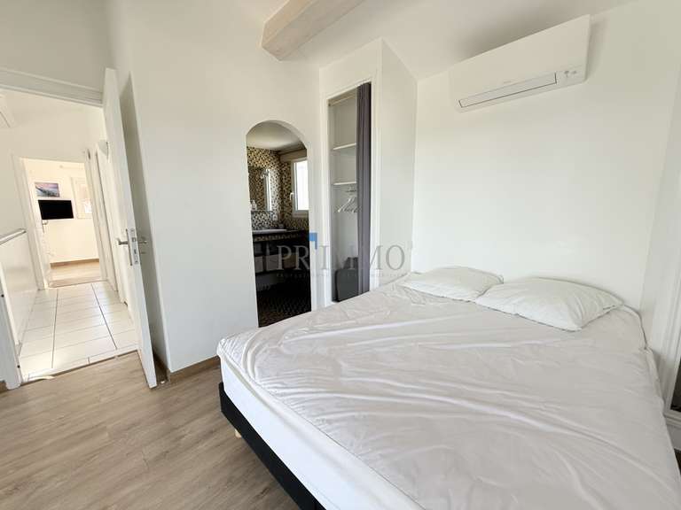 Villa avec Vue sur mer Roquebrune-sur-Argens - 4 chambres - 119m²
