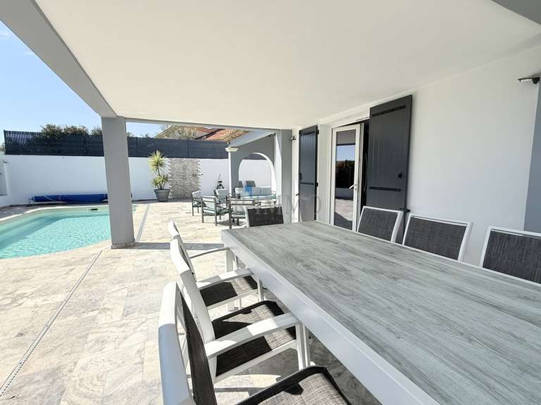 Villa avec Vue sur mer Roquebrune-sur-Argens - 4 chambres - 119m²