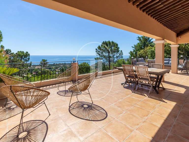 Villa avec Vue sur mer Roquebrune-sur-Argens - 7 chambres - 280m²