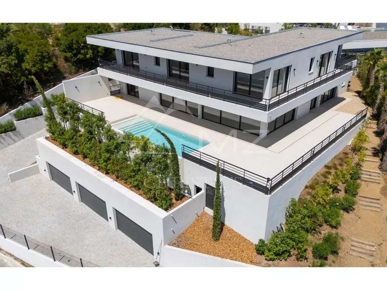 Villa Roquebrune-sur-Argens - 7 chambres - 538m²