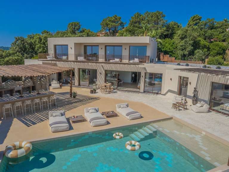 Villa avec Vue sur mer Roquebrune-sur-Argens - 5 chambres - 480m²