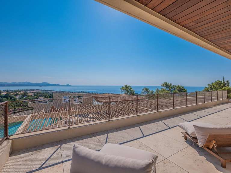 Villa avec Vue sur mer Roquebrune-sur-Argens - 5 chambres - 480m²
