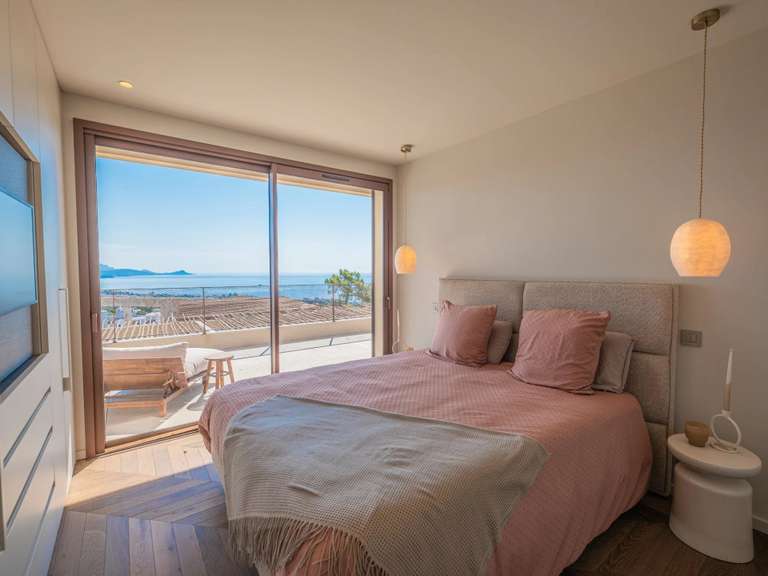 Villa avec Vue sur mer Roquebrune-sur-Argens - 5 chambres - 480m²