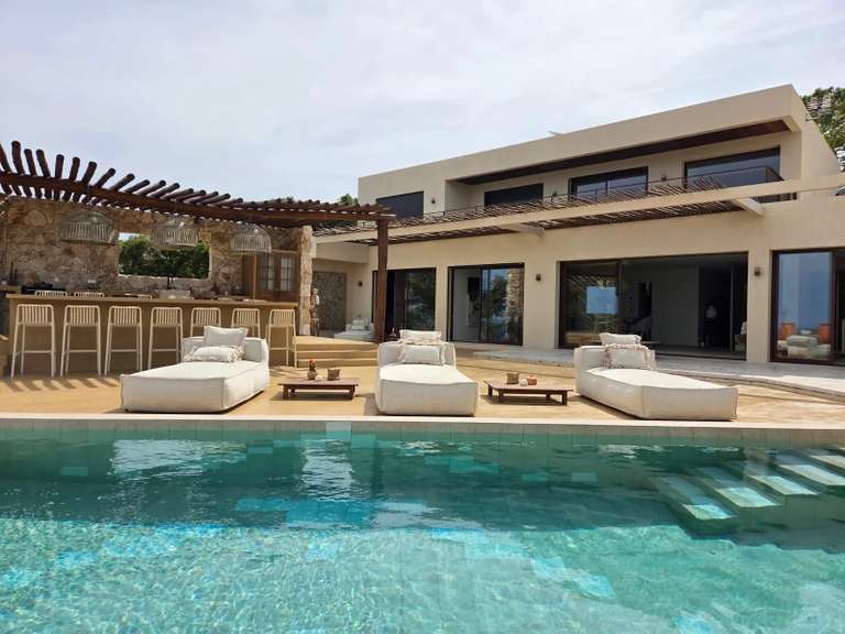 Villa avec Vue sur mer Roquebrune-sur-Argens - 5 chambres - 480m²