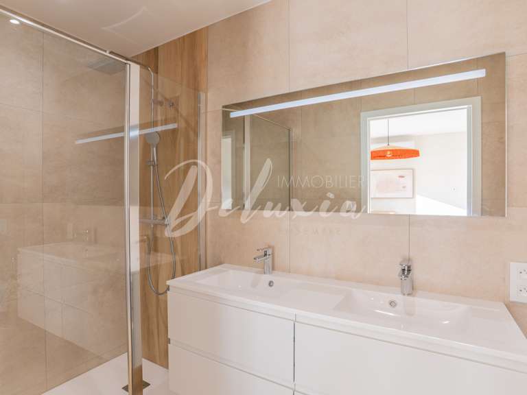 Villa with Sea view Roquebrune-sur-Argens - 5 bedrooms - 230m²