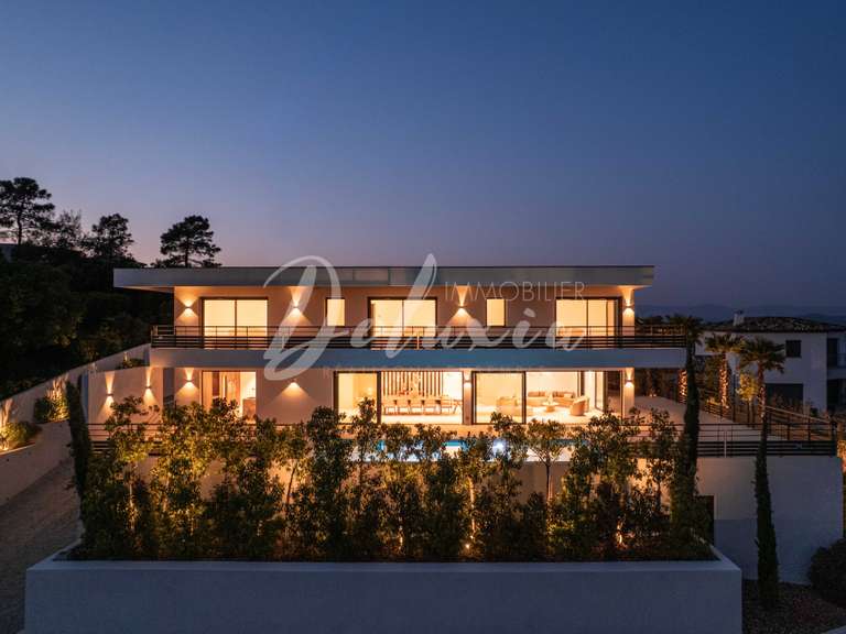 Villa with Sea view Roquebrune-sur-Argens - 7 bedrooms - 538m²