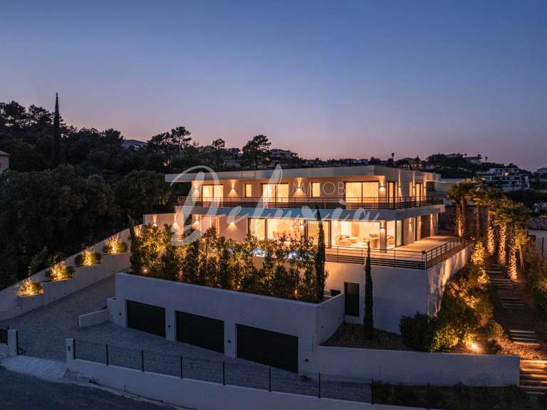 Villa with Sea view Roquebrune-sur-Argens - 7 bedrooms - 538m²