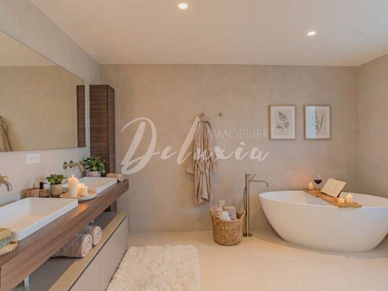 Villa with Sea view Roquebrune-sur-Argens - 7 bedrooms - 538m²