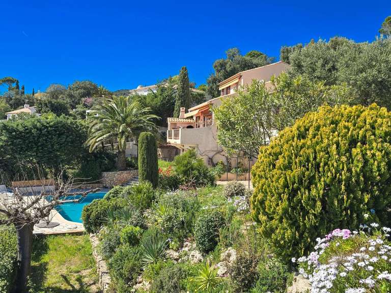 Villa avec Vue sur mer Roquebrune-sur-Argens - 5 chambres - 240m²