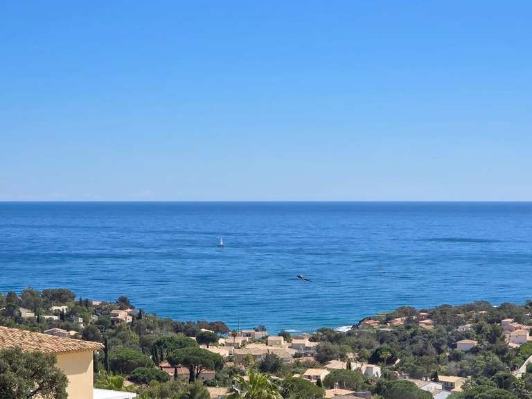 Villa avec Vue sur mer Roquebrune-sur-Argens - 5 chambres - 240m²