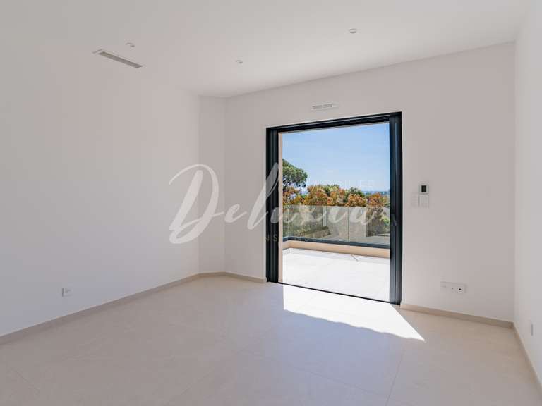 Villa avec Vue sur mer Roquebrune-sur-Argens - 5 chambres - 238m²