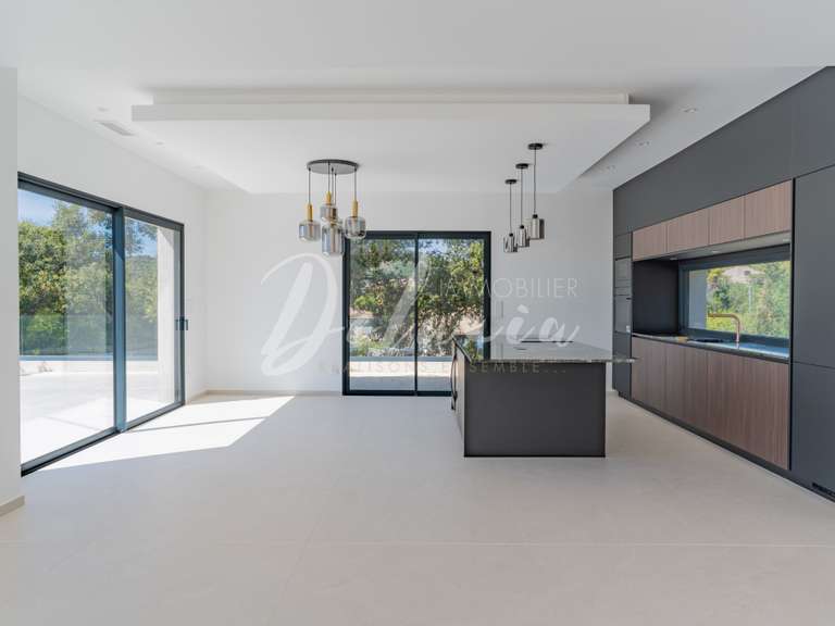 Villa avec Vue sur mer Roquebrune-sur-Argens - 5 chambres - 238m²