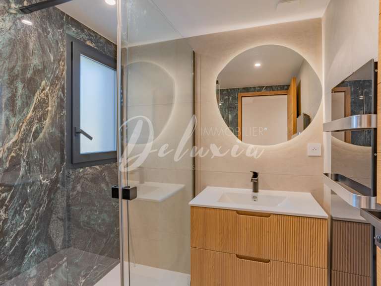 Villa avec Vue sur mer Roquebrune-sur-Argens - 5 chambres - 238m²
