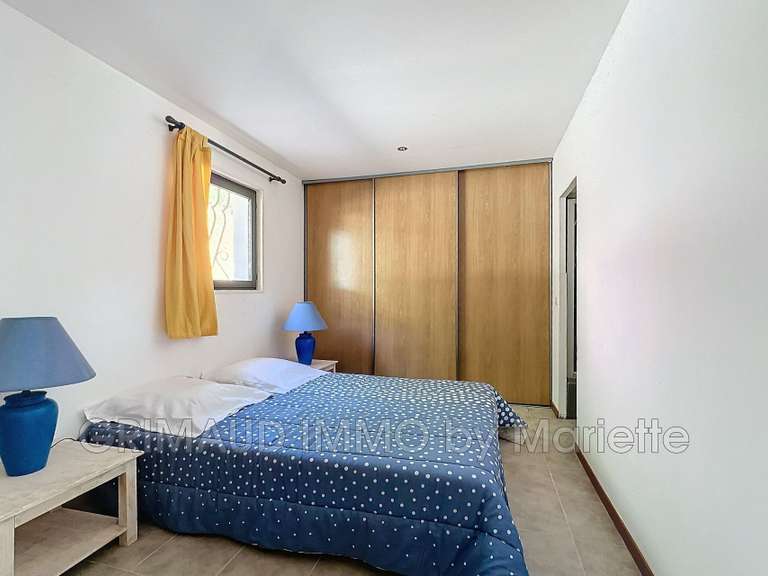 Villa Roquebrune-sur-Argens - 5 chambres - 151m²
