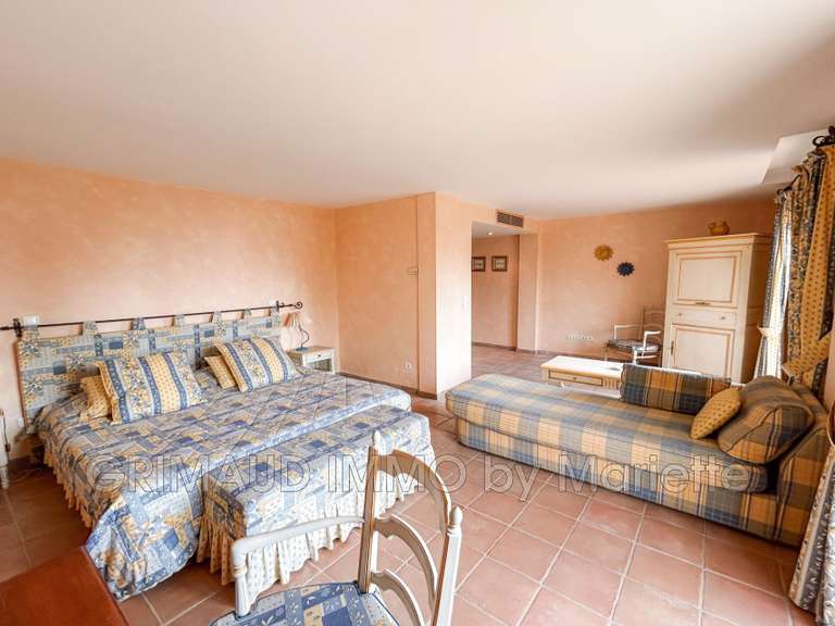 Villa Roquebrune-sur-Argens - 10 chambres - 650m²