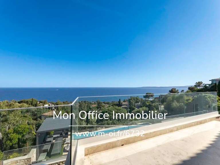 Villa avec Vue sur mer Roquebrune-sur-Argens - 5 chambres - 254m²