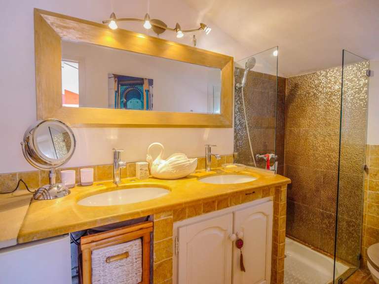 Villa Roquebrune-sur-Argens - 3 bedrooms - 123m²