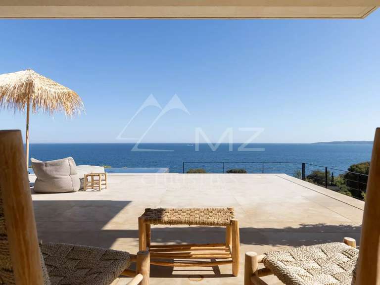 Villa avec Vue sur mer Roquebrune-sur-Argens - 5 chambres - 493m²