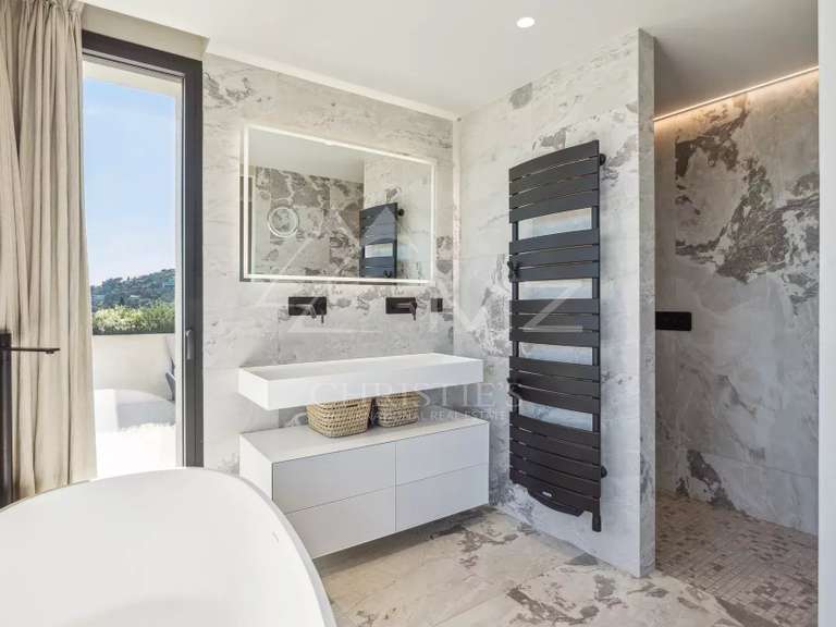 Villa avec Vue sur mer Roquebrune-sur-Argens - 5 chambres - 493m²
