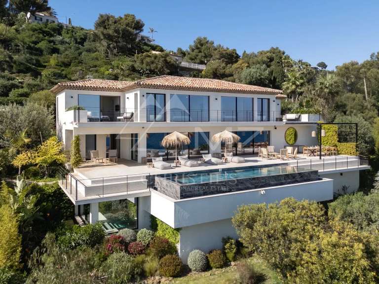 Villa avec Vue sur mer Roquebrune-sur-Argens - 5 chambres - 493m²