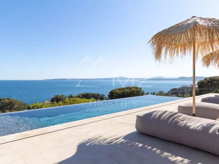 Villa avec Vue sur mer Roquebrune-sur-Argens - 5 chambres - 493m²
