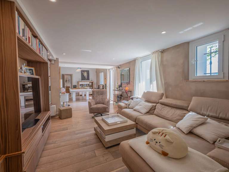 Villa Roquebrune-sur-Argens - 5 chambres - 260m²