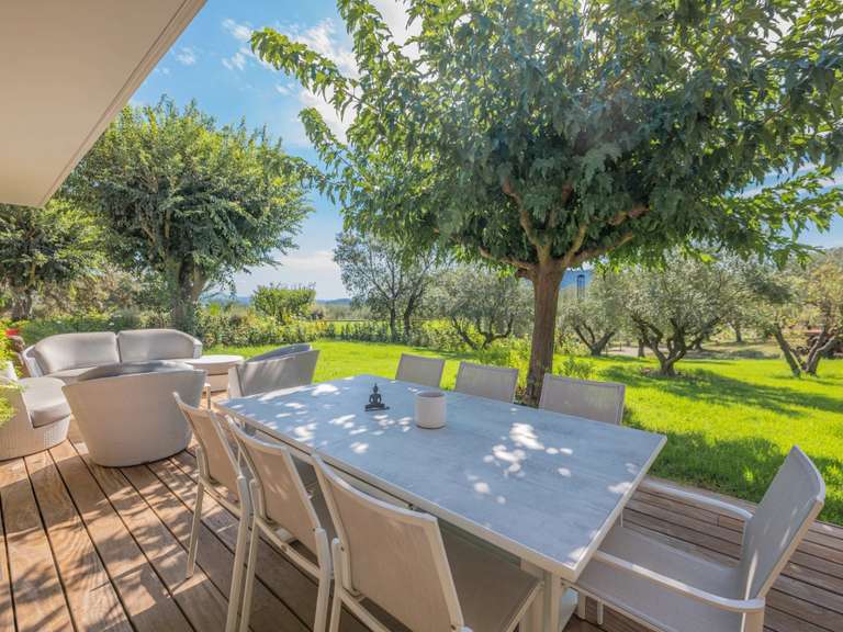 Villa Roquebrune-sur-Argens - 5 chambres - 260m²