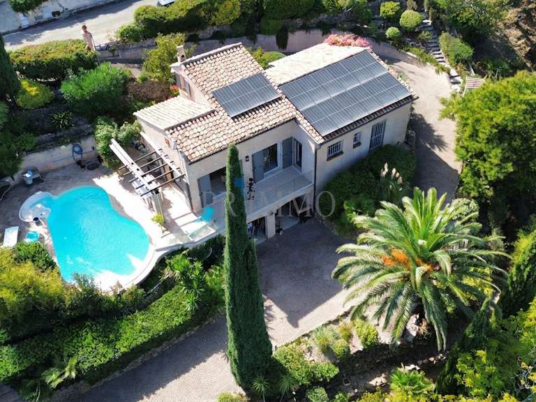 Villa avec Vue sur mer Roquebrune-sur-Argens - 3 chambres - 130m²