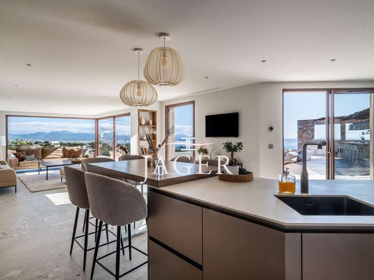Villa avec Vue sur mer Roquebrune-sur-Argens - 5 chambres - 450m²