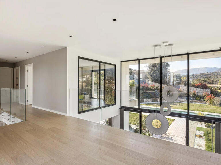 Maison Roquefort-les-Pins - 5 chambres