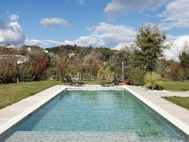 Maison Roquefort-les-Pins - 5 chambres - 237m²