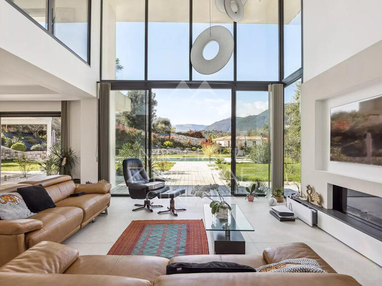 Maison Roquefort-les-Pins - 5 chambres - 237m²
