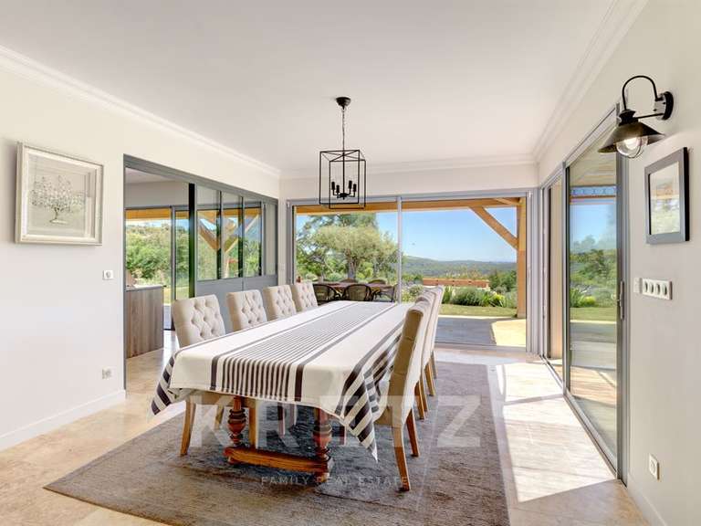 Maison Roquefort-les-Pins - 6 chambres - 416m²
