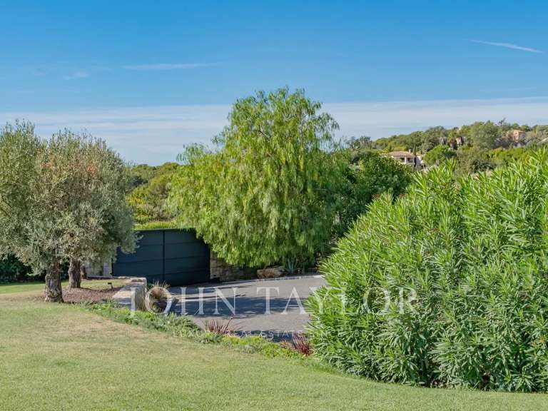 House Roquefort-les-Pins - 6 bedrooms - 488m²